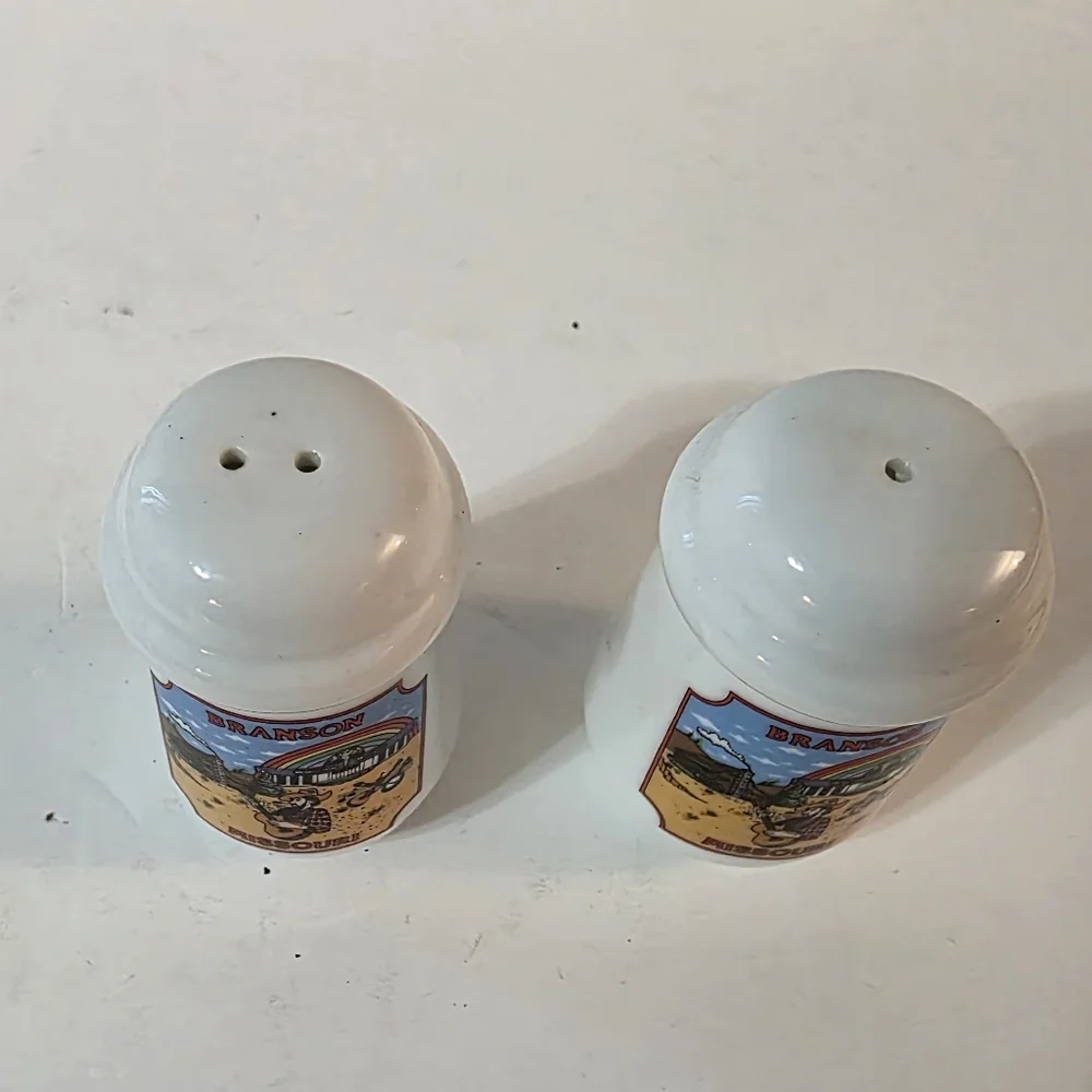 Branson Missouri Souviner Salt Pepper Shakers
